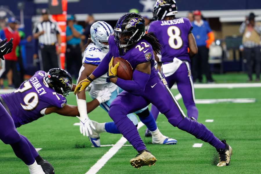 Baltimore Ravens running back Derrick Henry løber i andet quarter mod Dallas Cowboys på AT&T Stadium